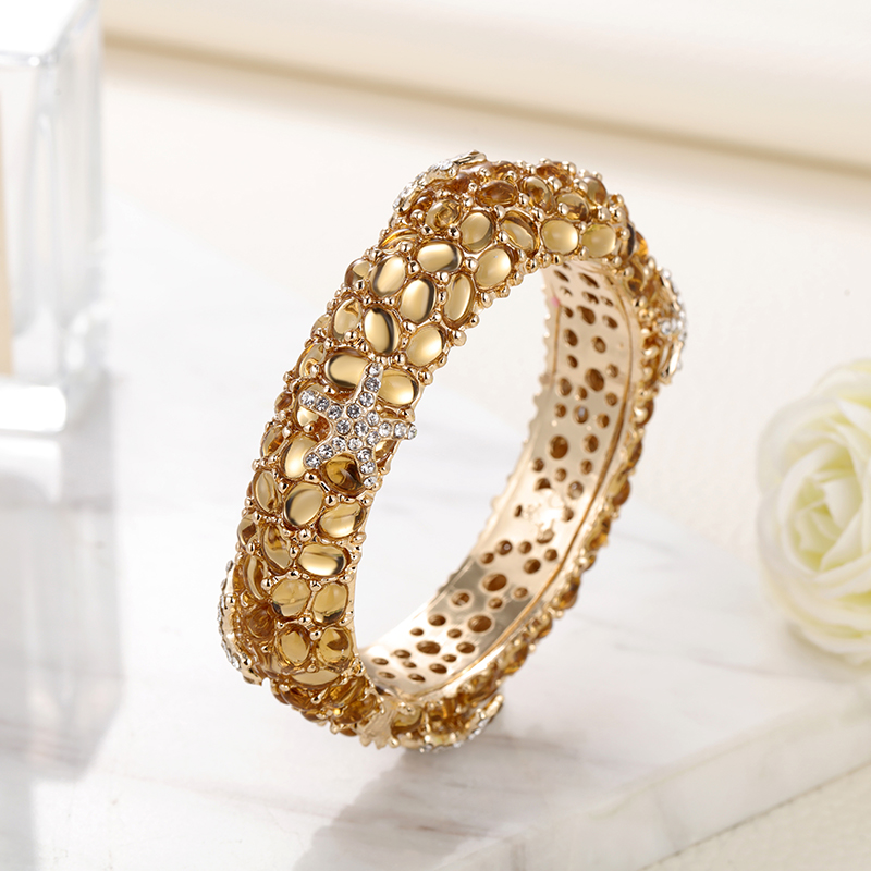 Sally's Paradise Christmas gif - Paradise Jewelry & Watches Llc recension och pris