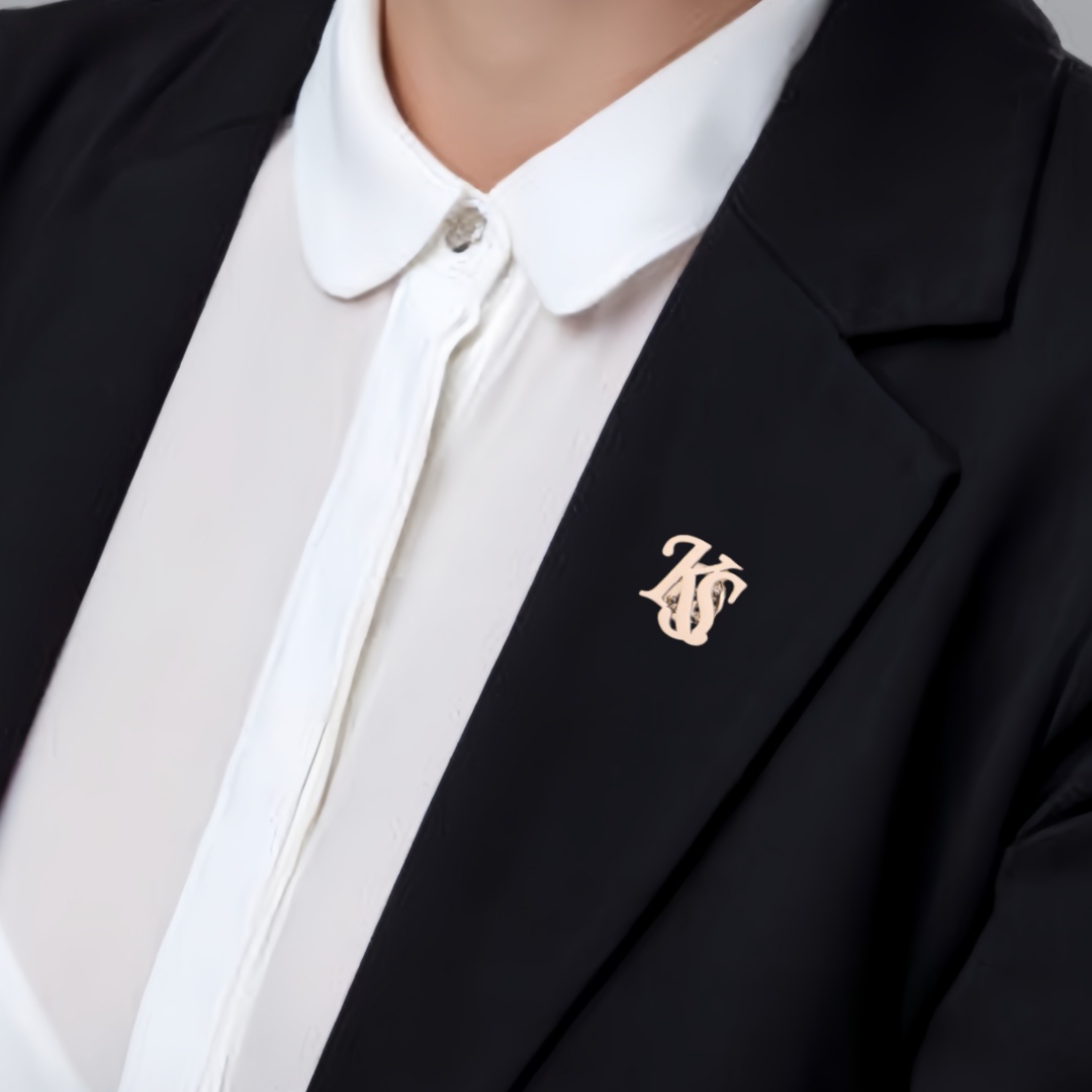 Personalized Initials Jacket L - Vintage Brooch Pin recension och pris