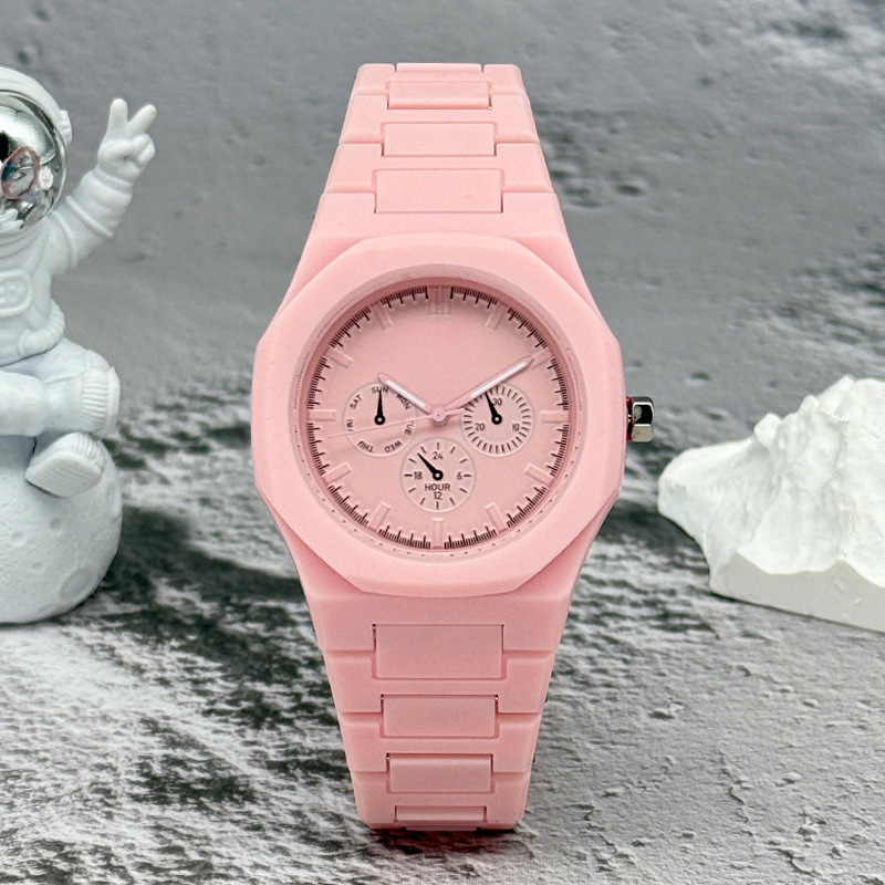 Famous Brand Fake Three-Eyed D - Jewelry Inspired Watches recension och pris