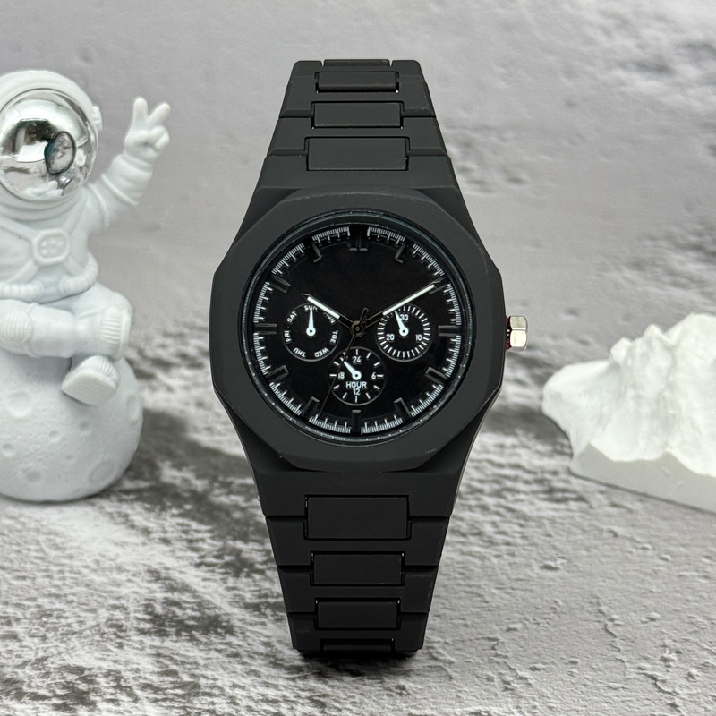 Famous Brand Fake Three-Eyed D - Jewelry Inspired Watches recension och pris